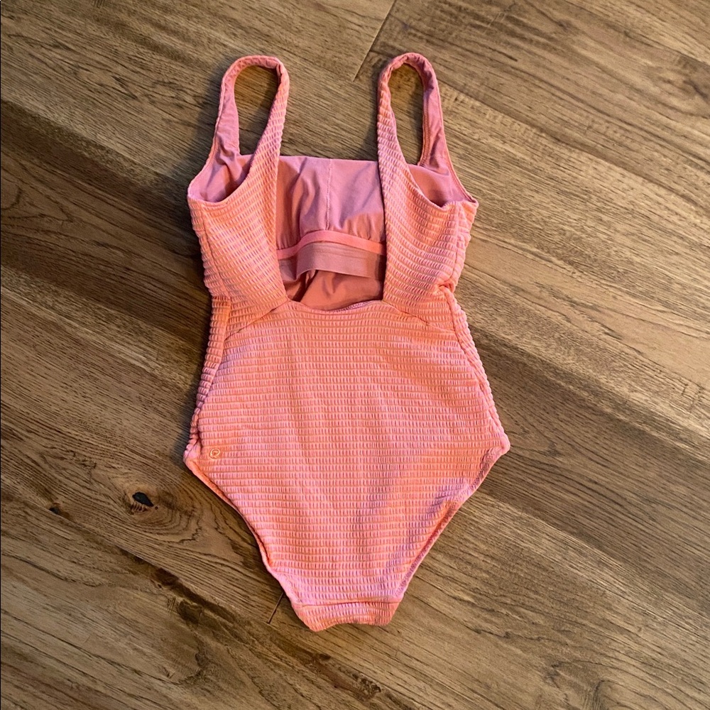 Lulu striped swimsuit - Picture 4 of 10